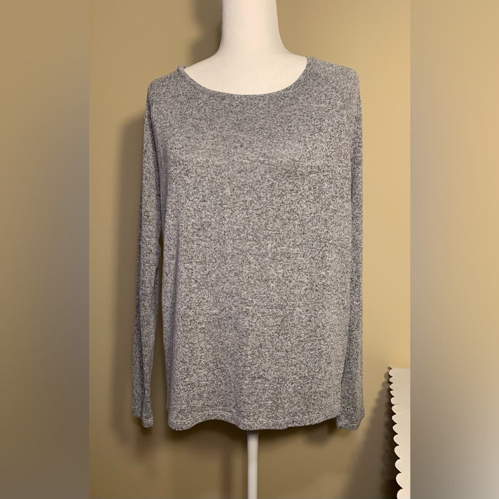 EUC Top: Pullover, Marled Gray/Black, Boat Neck, Jersey